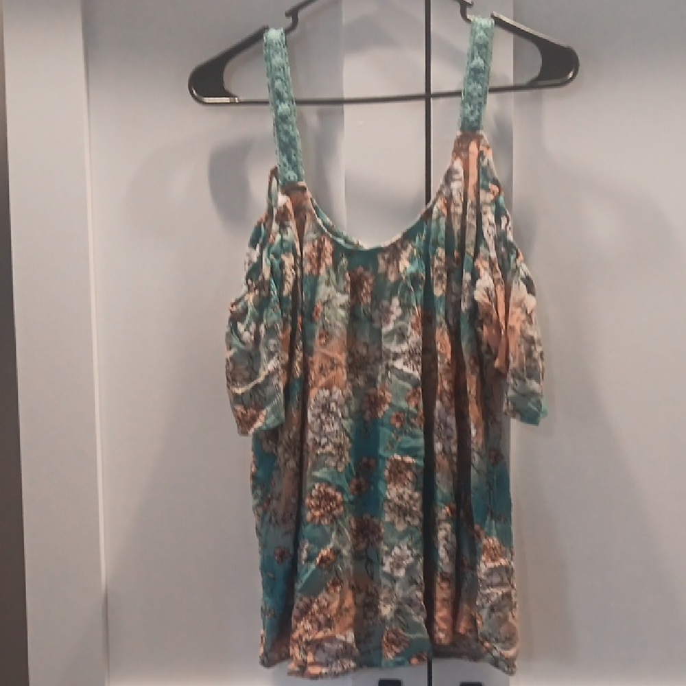 Floral Off-Shoulder Top